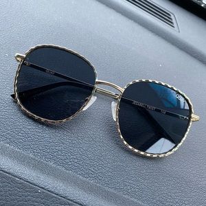 Quay sunglasses